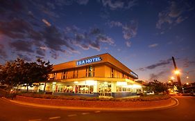 Isa Hotel
